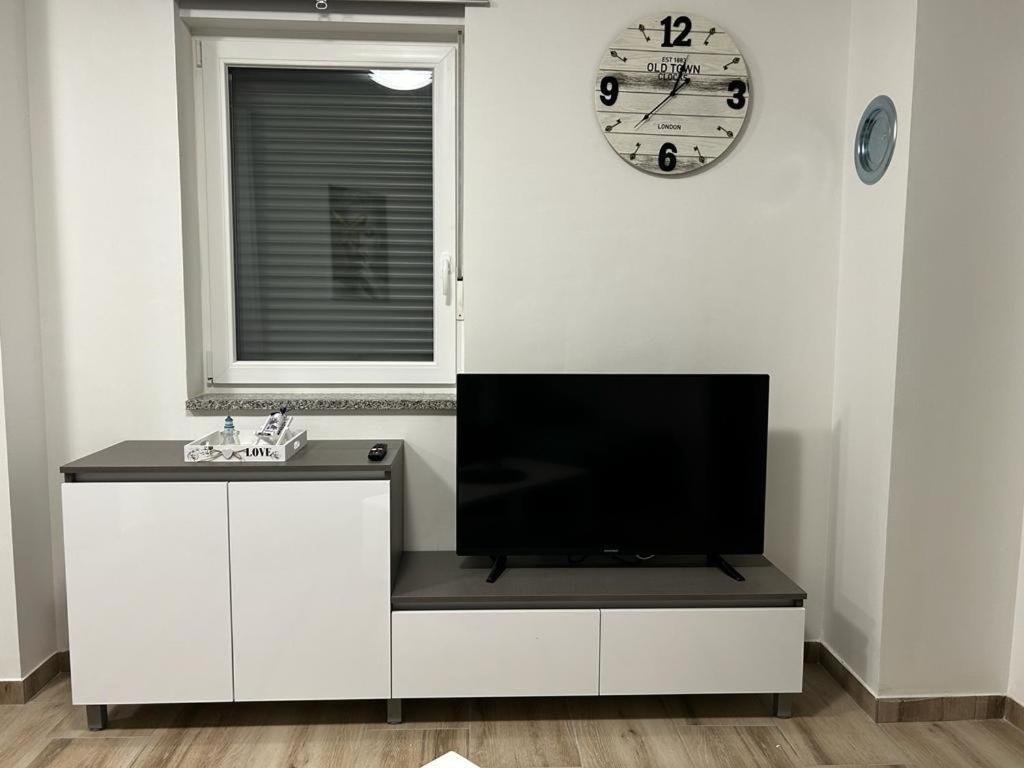Apartmani Jedro Šilo Buitenkant foto